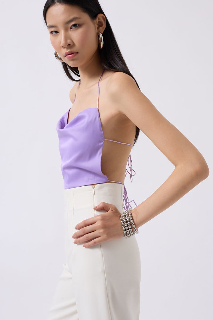 Degaje Yaka Sırt Detay Lila Bluz