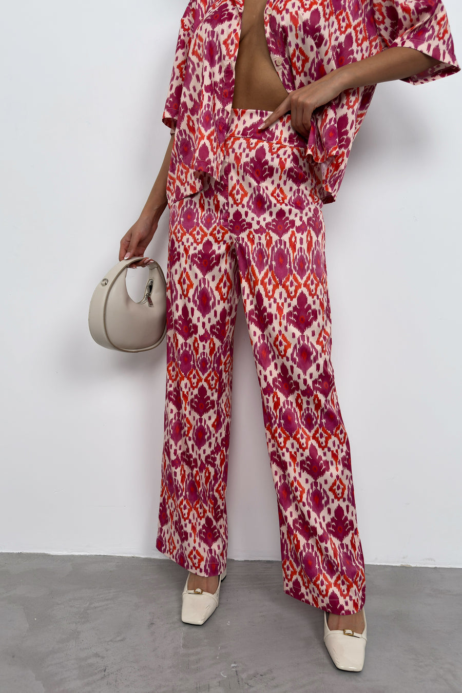 Patterned Satin Pink Trousers 