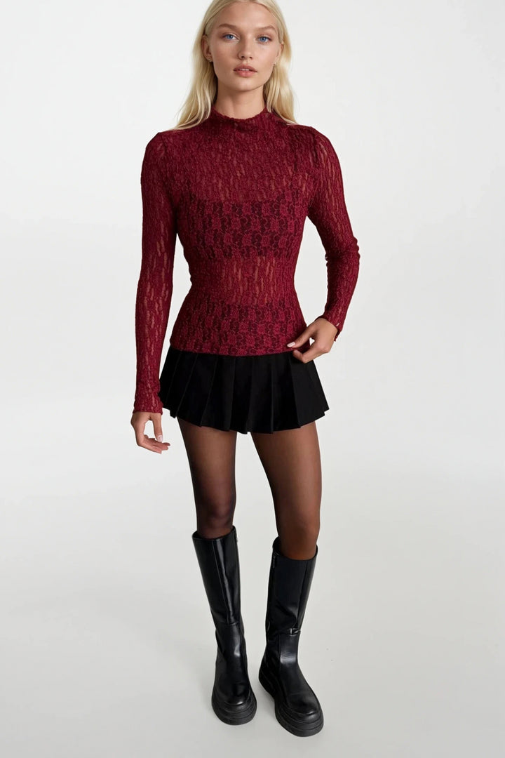 Dik Yaka Bordo Dantel Bluz