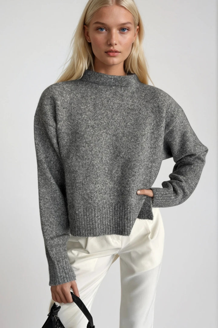 Dik Yaka Yanı Yırtmaçlı Antrasit Crop Triko Kazak