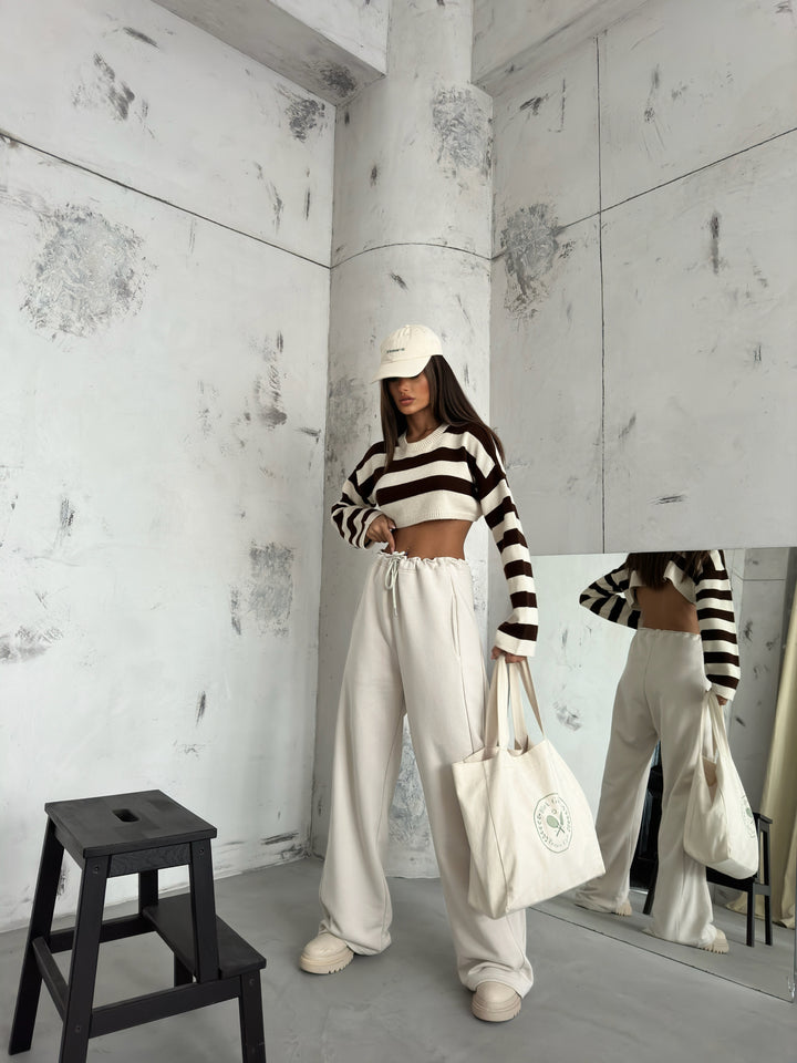 Dikiş Detay Bol Paça Bej Eşofman Altı