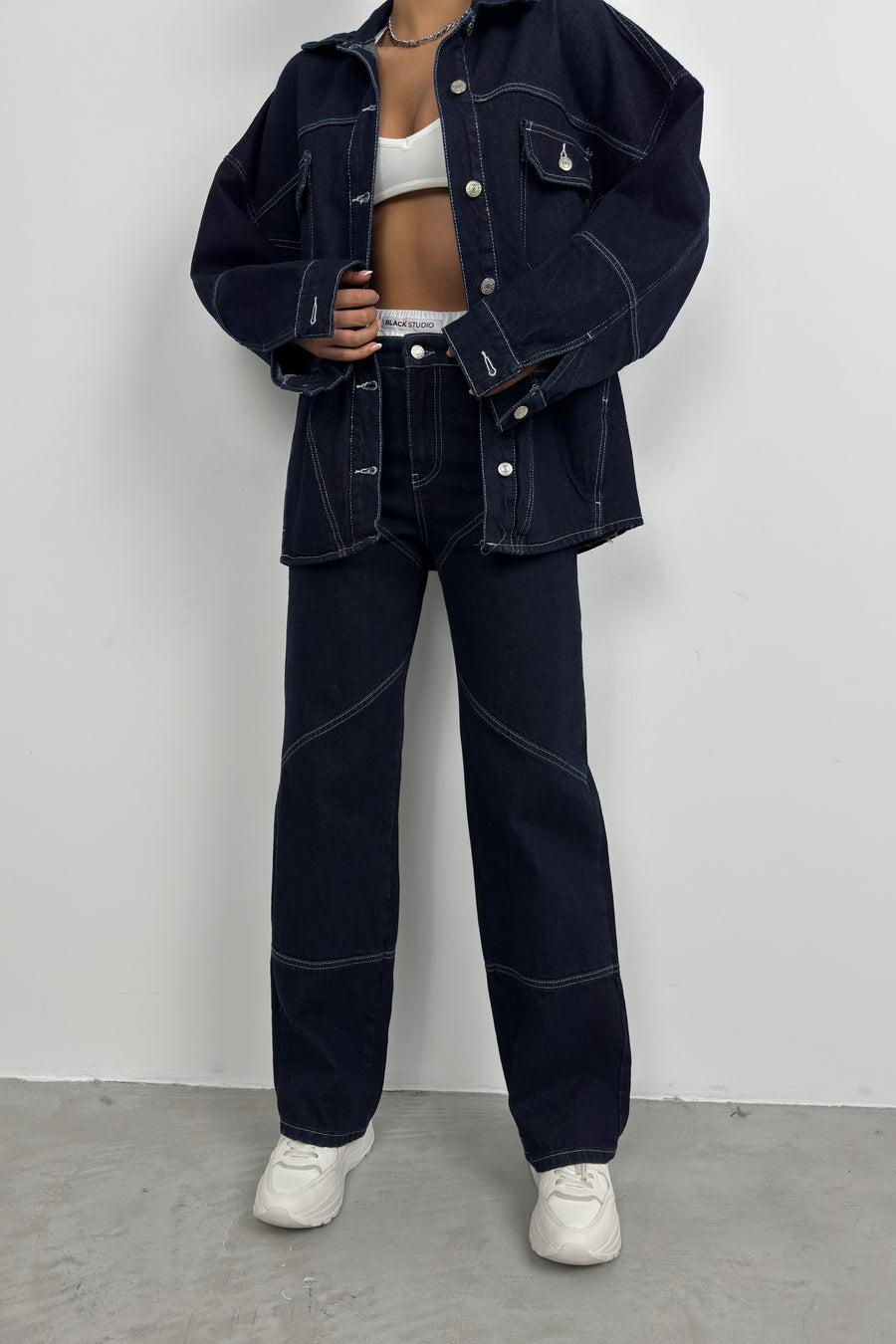 Oversize Navy Blue Jeans with Stitching Detail 