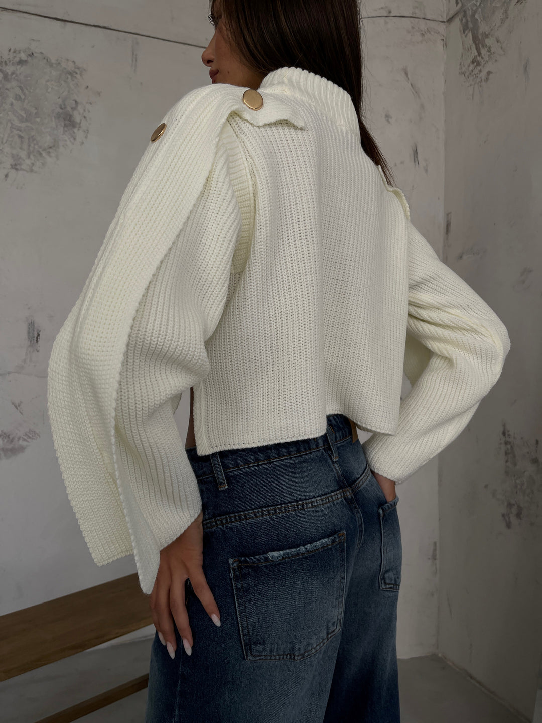 Düğme Detay Ekru Oversize Kazak