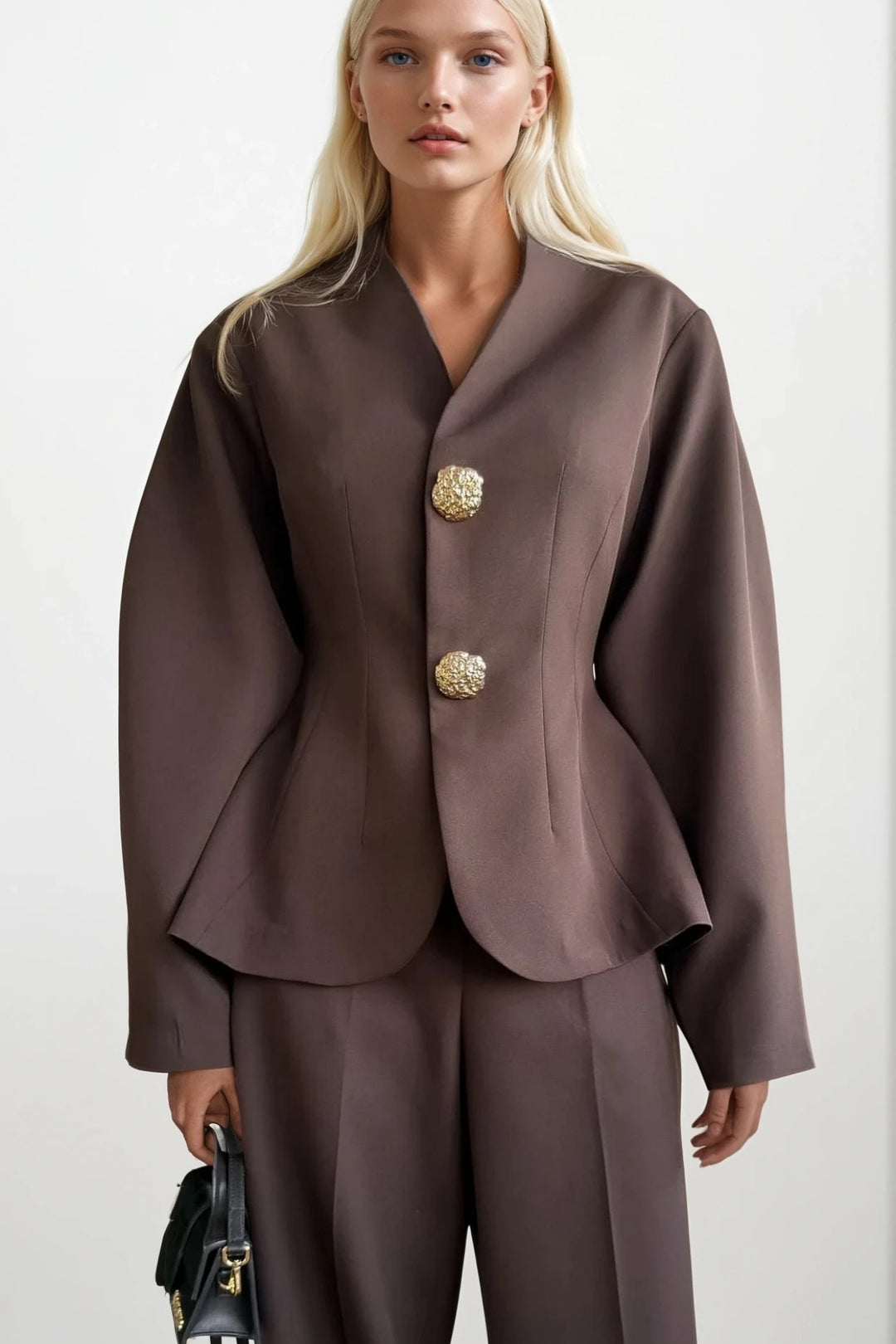 Düğmeli Bel Oturtmalı Kahverengi Ceket Takım