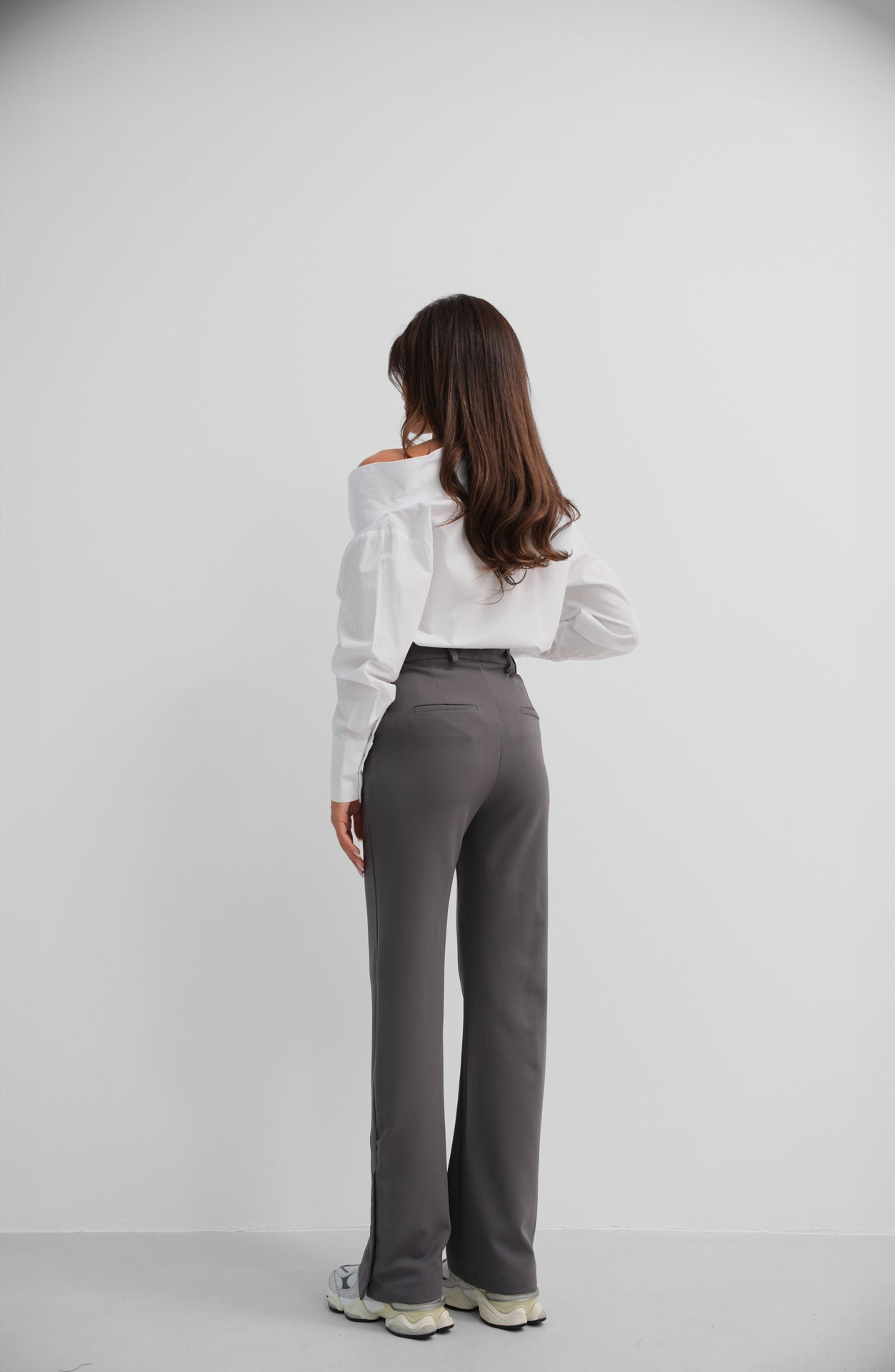 Buttoned Slit Detail Grey Trousers 