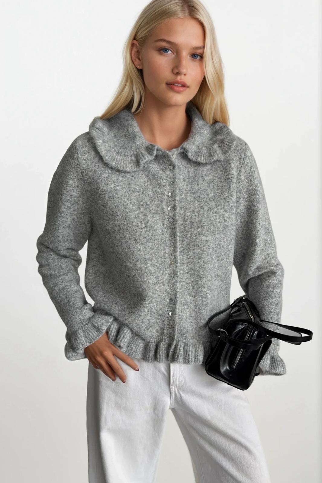 Etek ve Yaka Fırfırlı Triko Gri Hırka