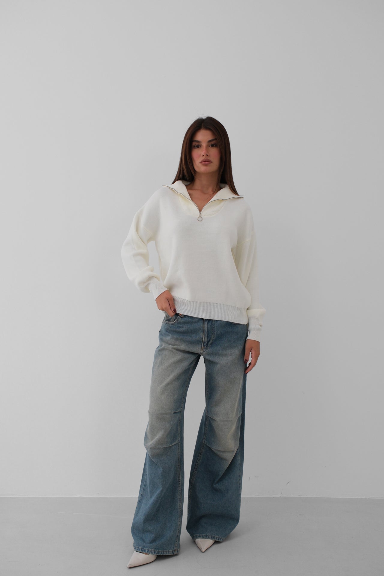 Zippered Oversize White Knitted Sweater 