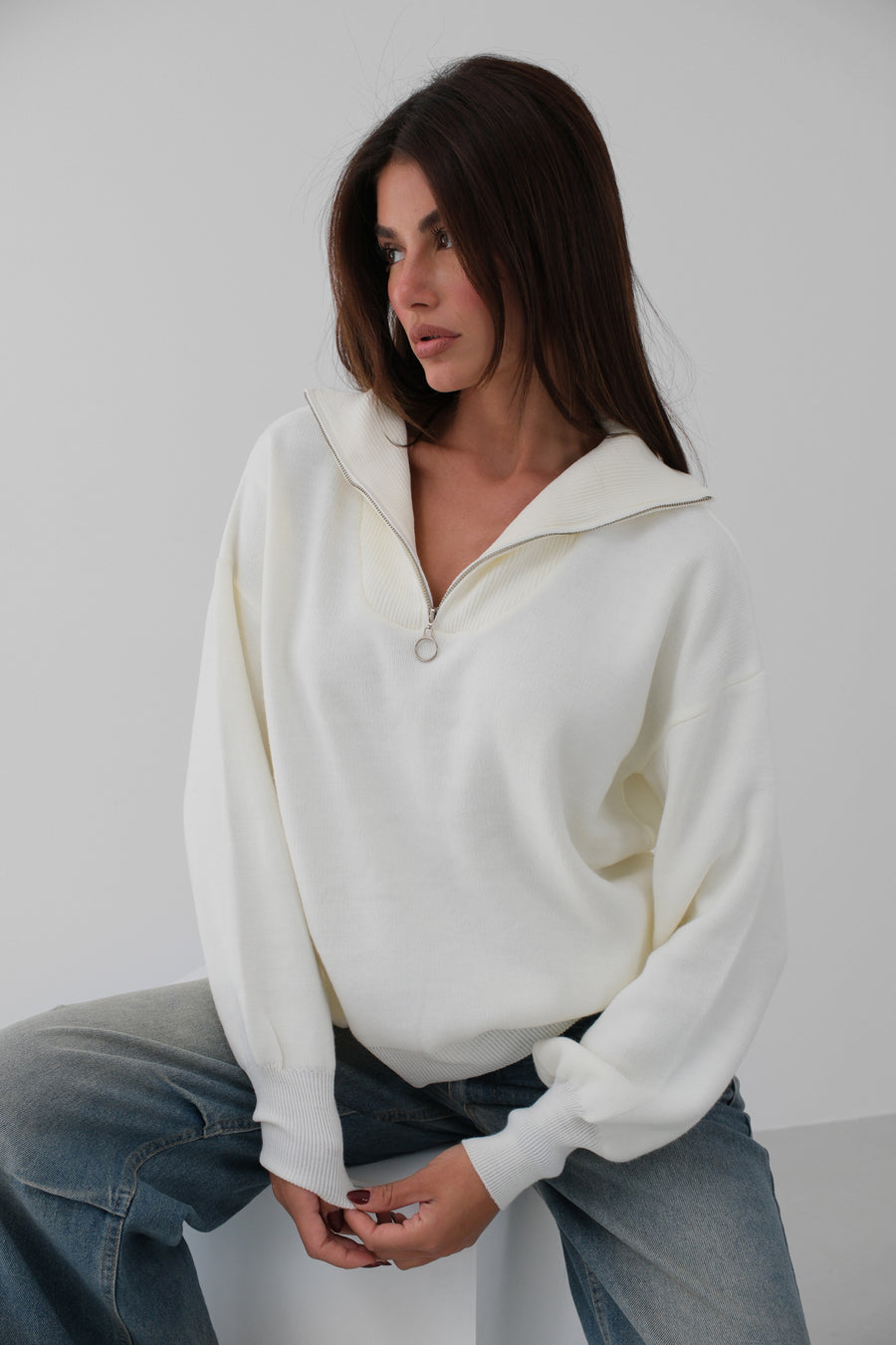 Zippered Oversize White Knitted Sweater 