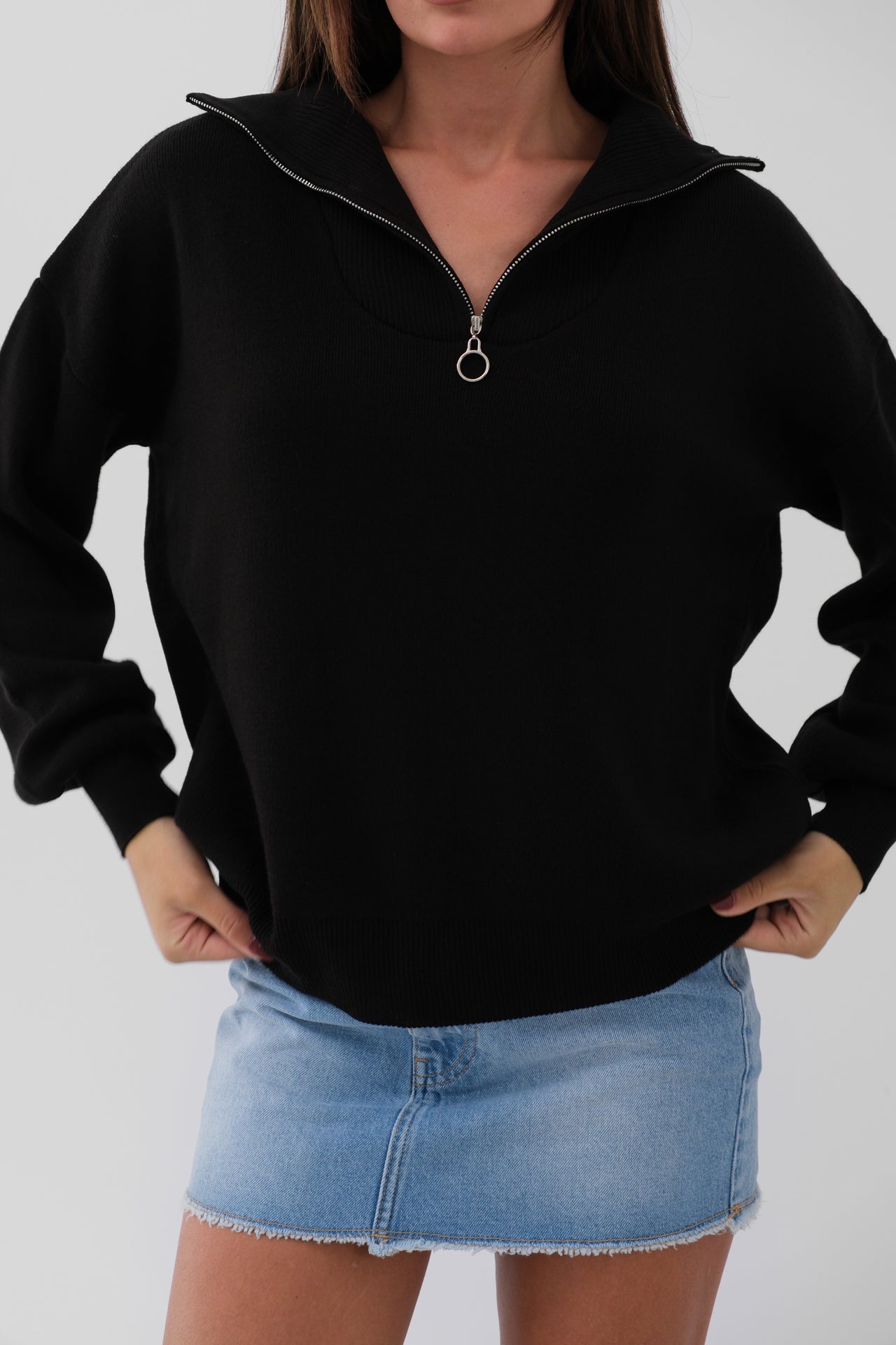 Zippered Oversize Black Knitted Sweater 