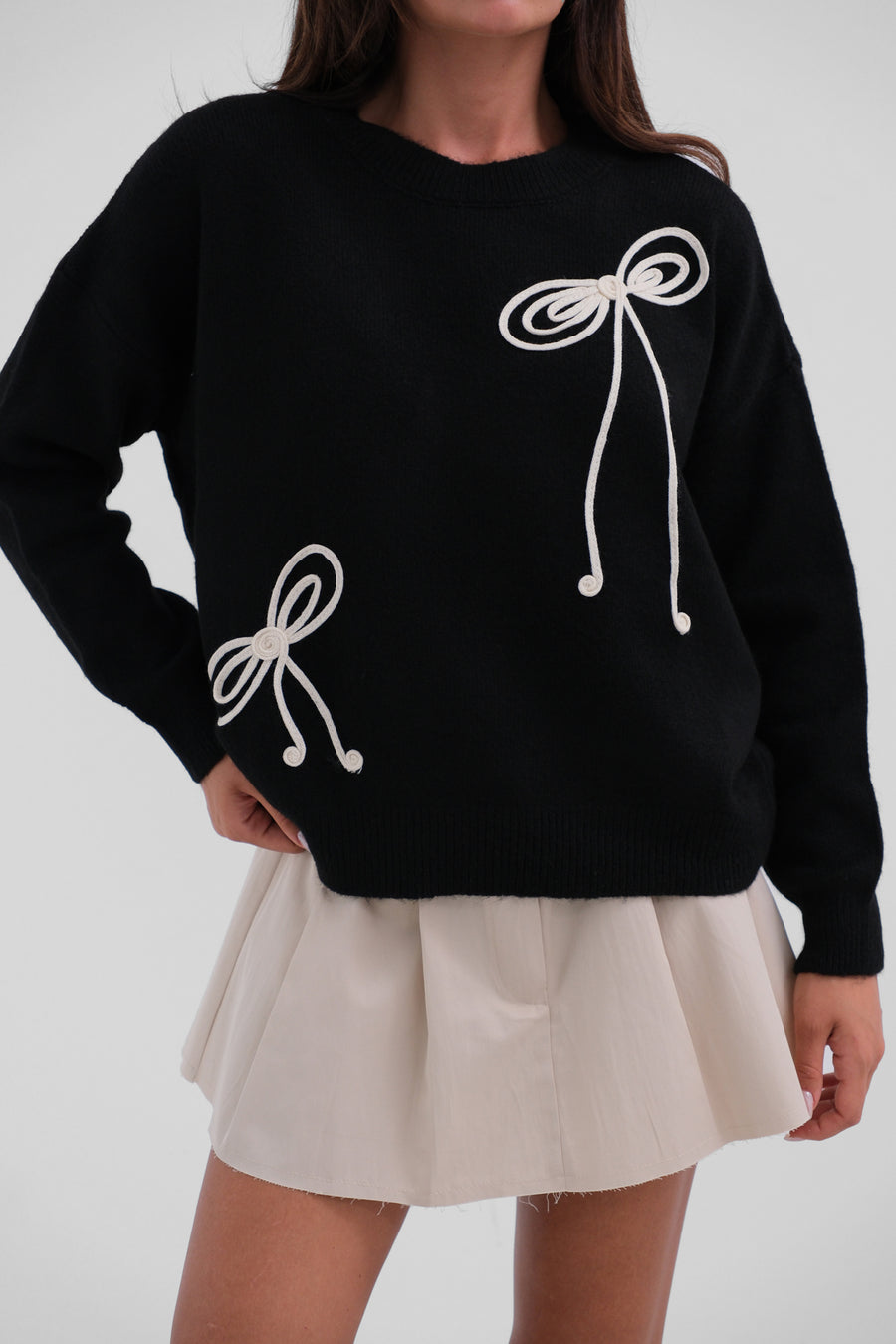 Bow Embroidered Knitted Sweater