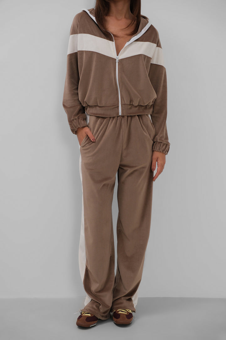 Garnished Zippered Velvet Tracksuit Brown Set 