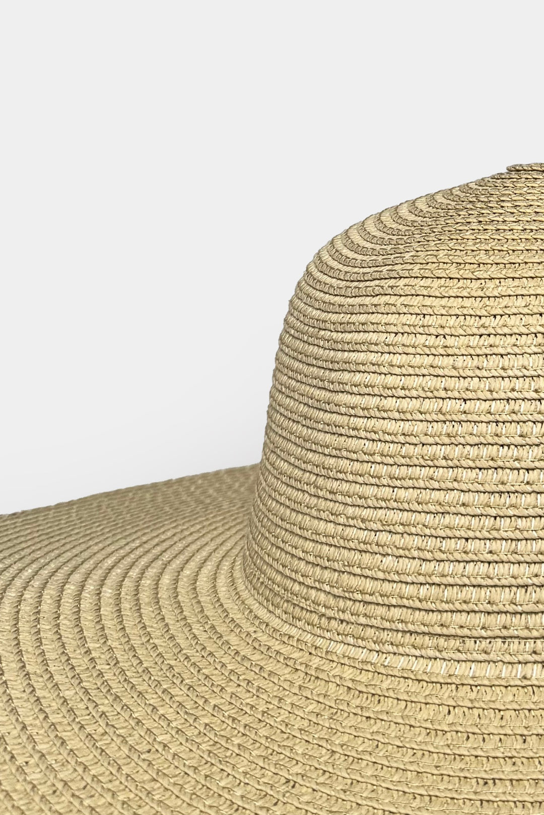 Wide Straw Beige Hat