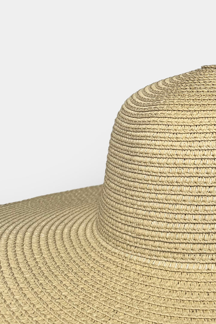 Wide Straw Beige Hat