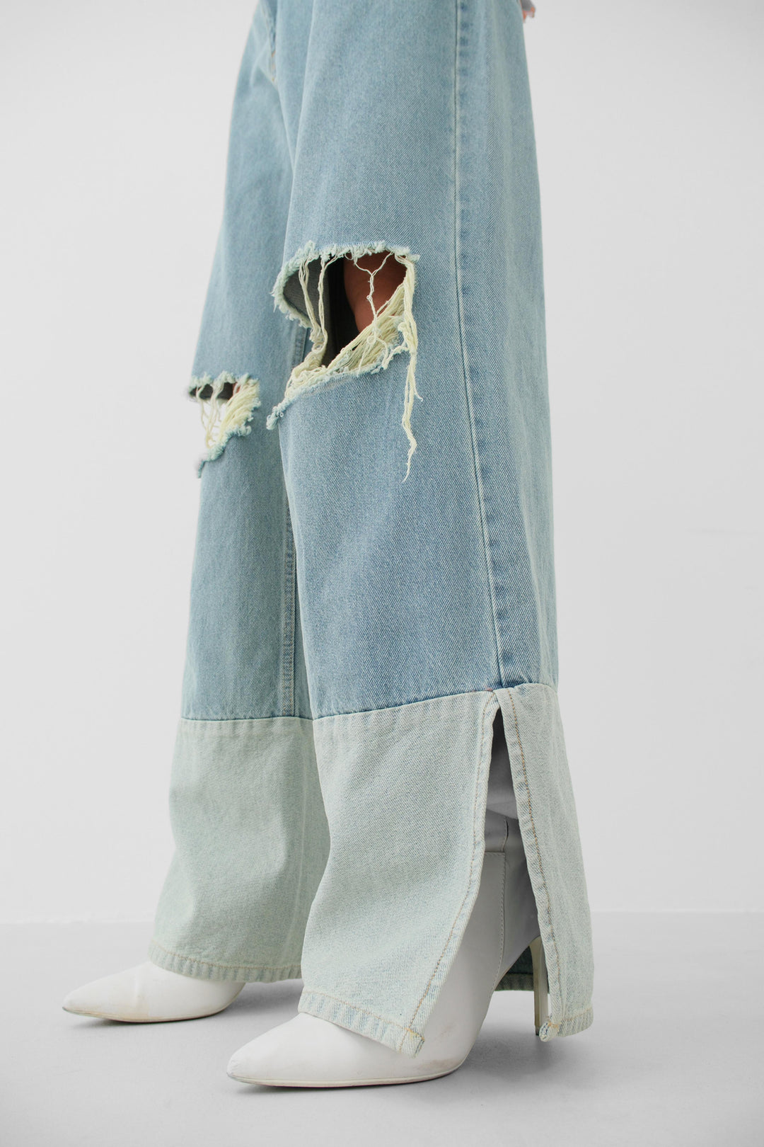 Wide Leg Laser Blue Jeans
