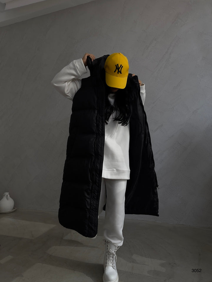 Hooded Puffer Black Maxi Vest