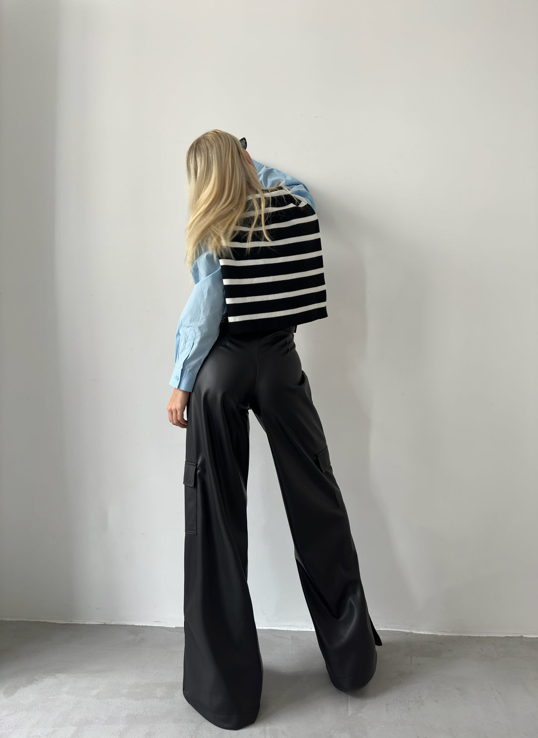 Kargo Cep Bol Paça Siyah Deri Pantolon