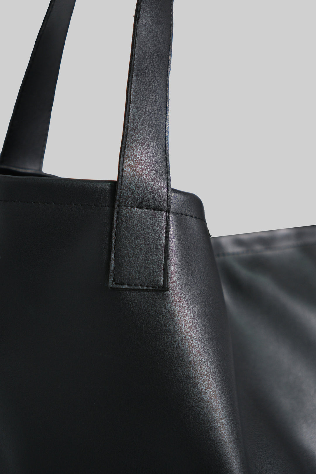 Classic Shopper Black Bag