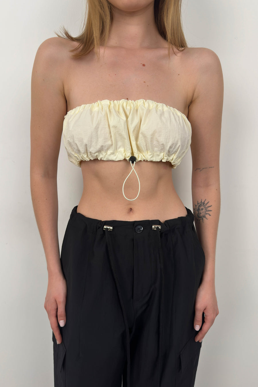 Elastic Detail White Strapless Crop 