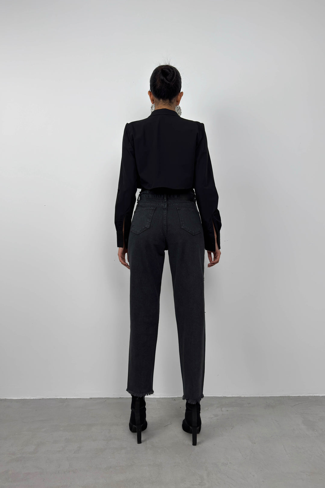 Lazer Kesim Gri Mom Jean