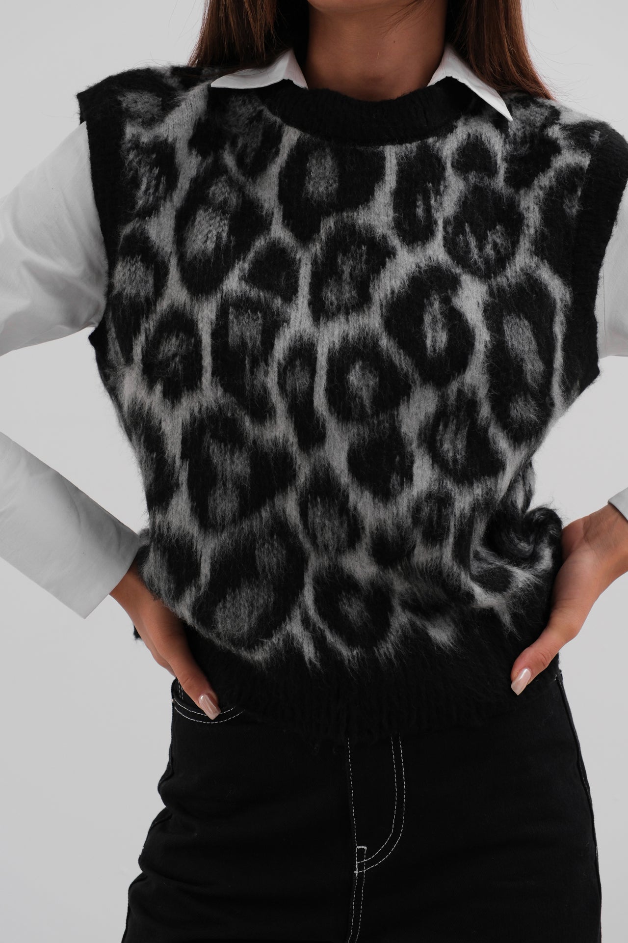 Leopard Patterned Black Bearded Knit Sweater 