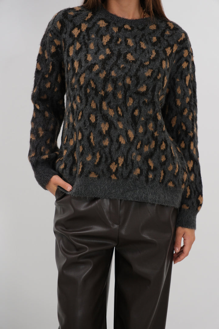 Leopard Patterned Black Sweater 