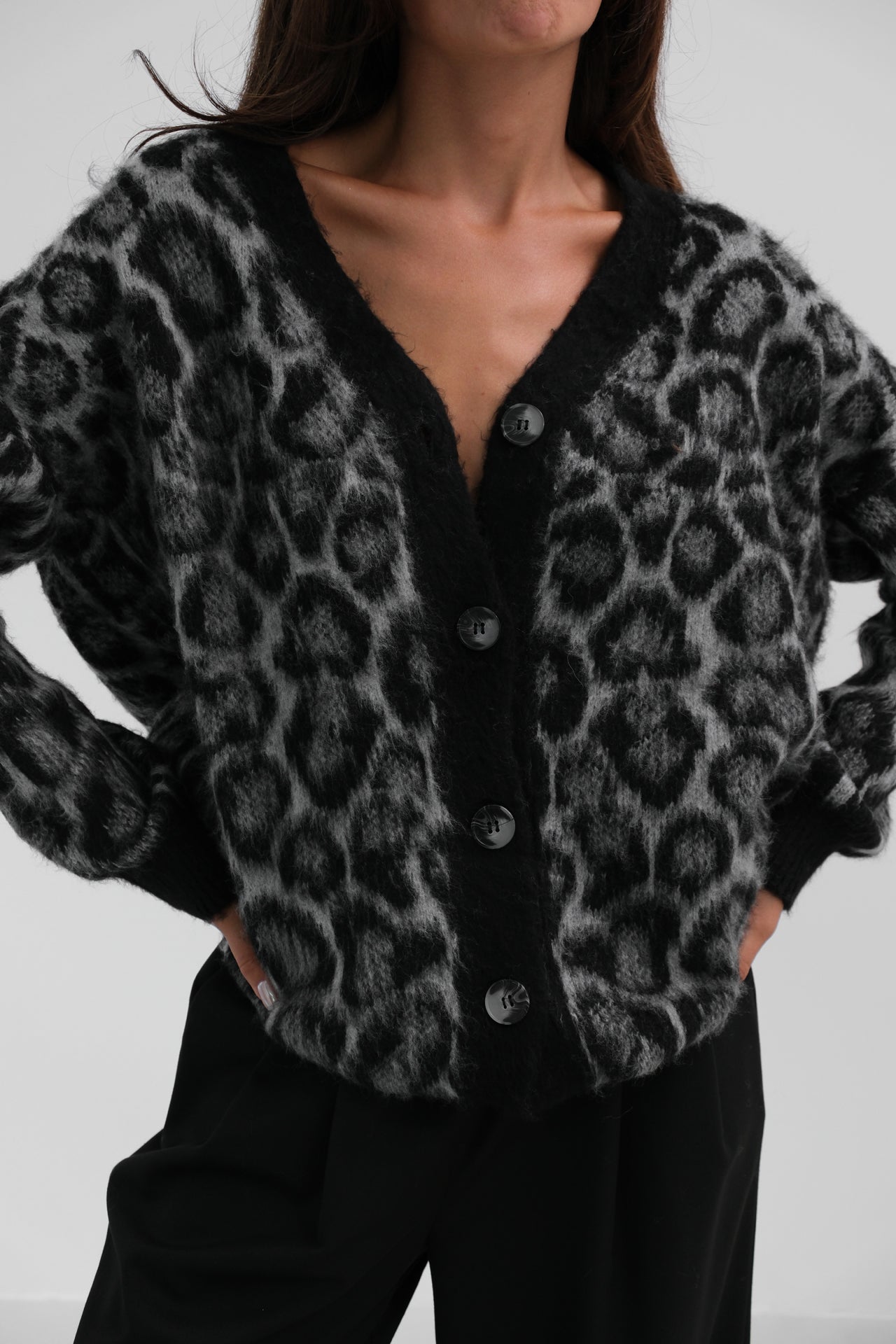 Leopard Patterned Black Knitted Cardigan 