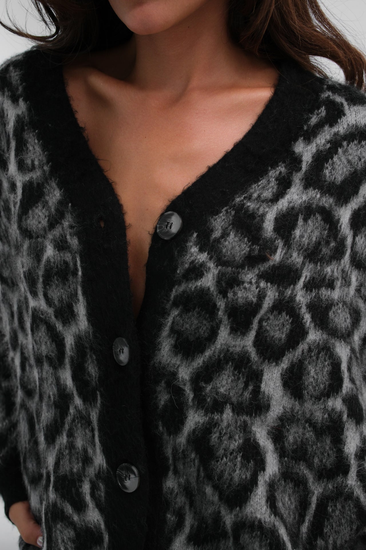 Leopard Patterned Black Knitted Cardigan 