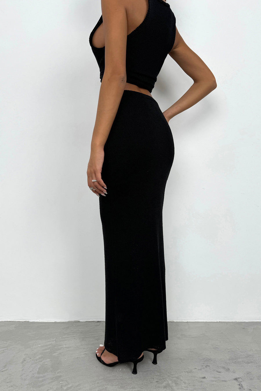 Maxi Length Textured Black Skirt 