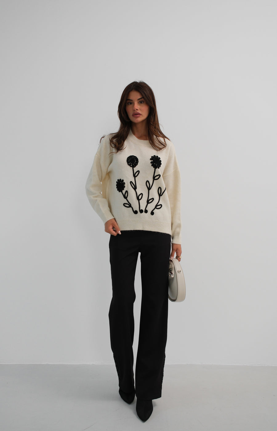 Motif Oversize White Knitted Sweater 