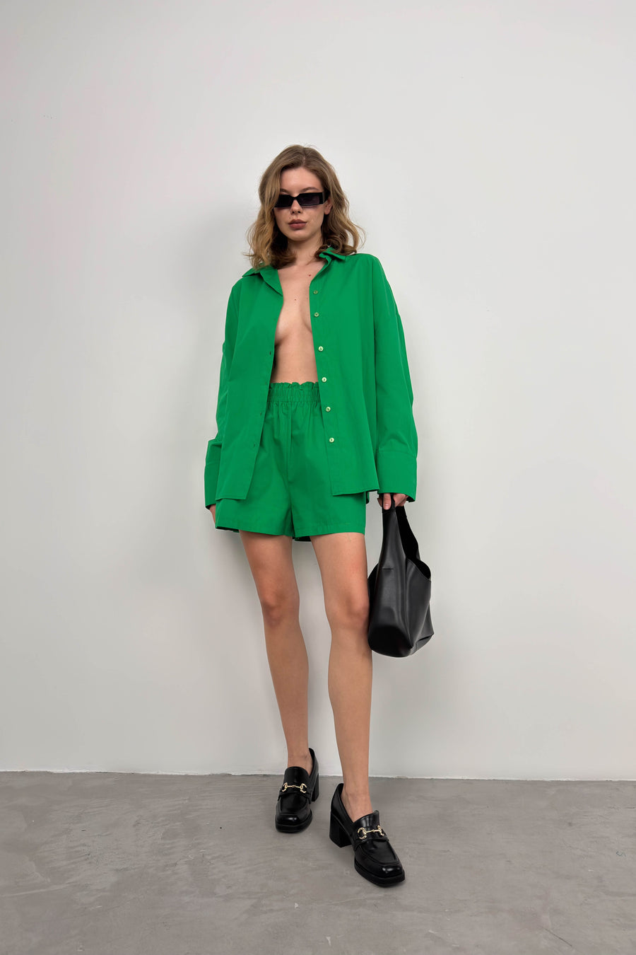 Oversize Shirt Gathered Green Shorts Set 