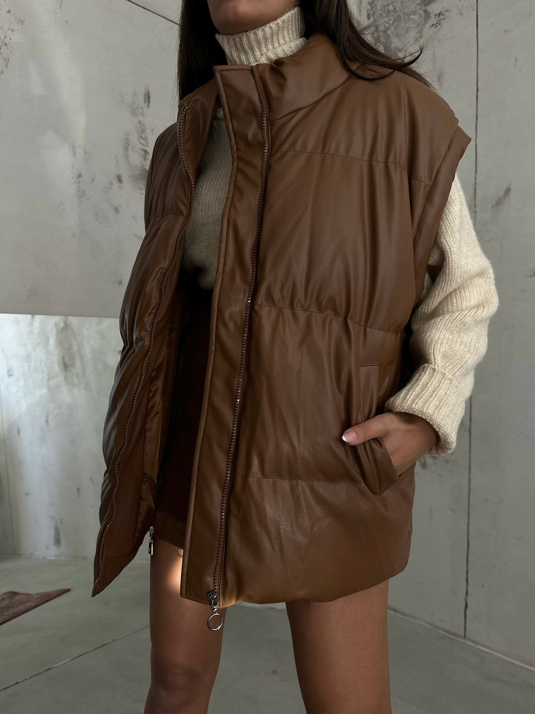 Oversize Puffer Tan Leather Vest