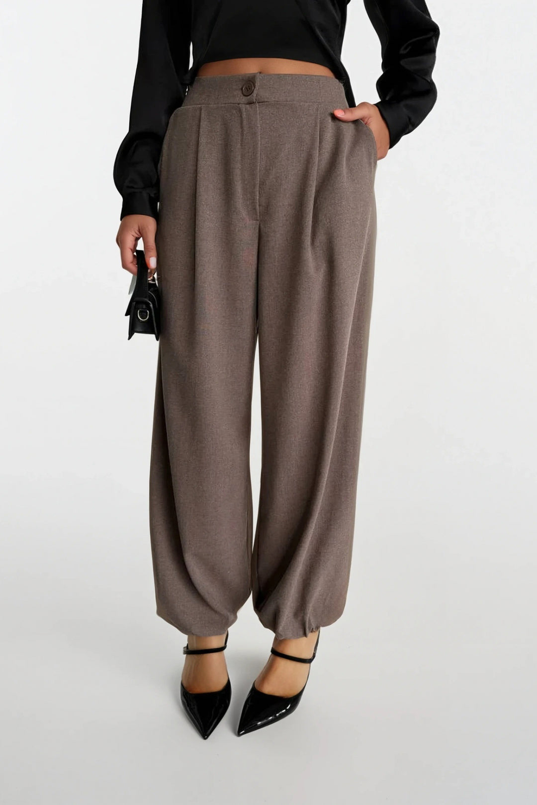 Paça Lastik Detay Vizon Pileli Pantolon