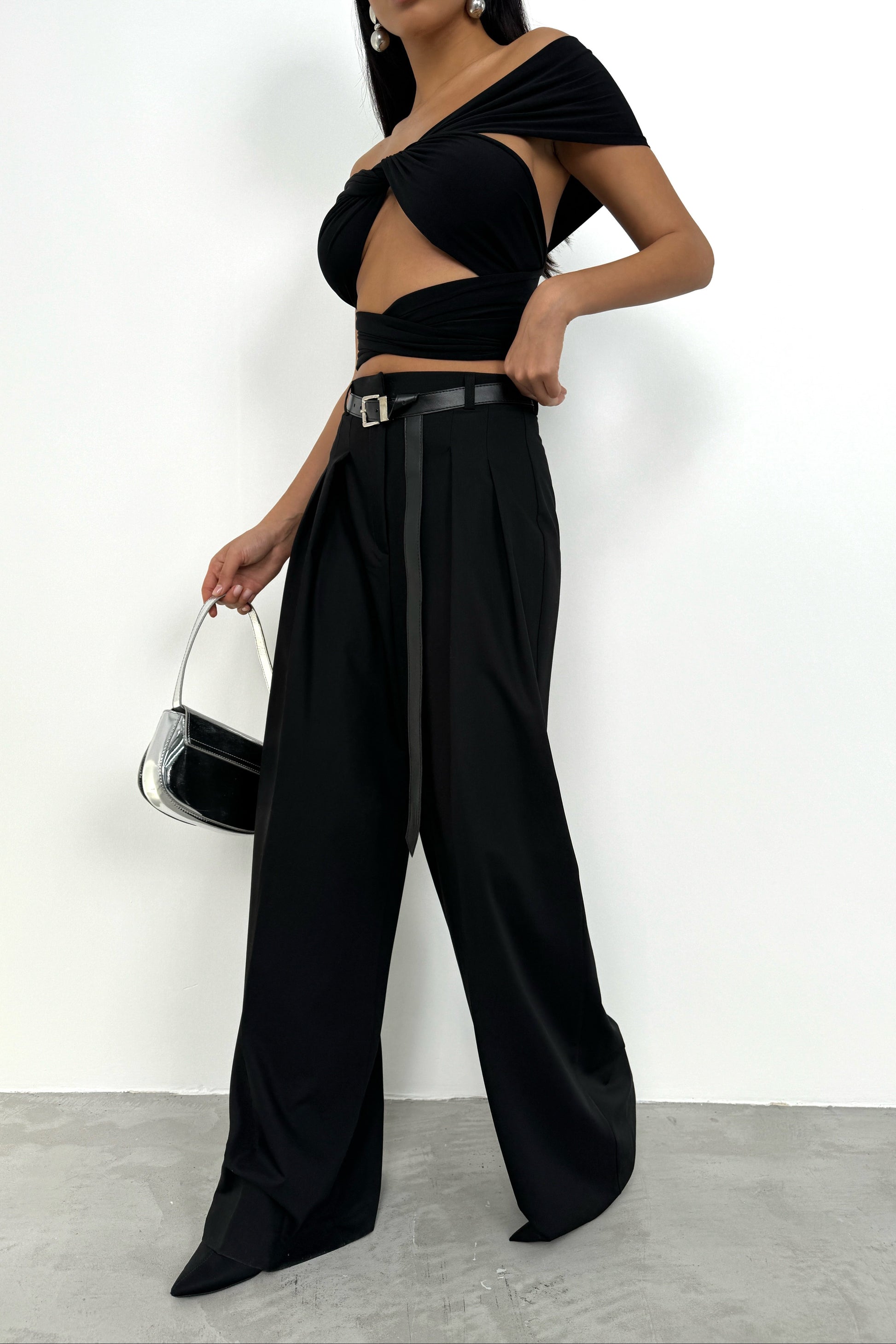 Pleated Detail Belted Black Trousers 