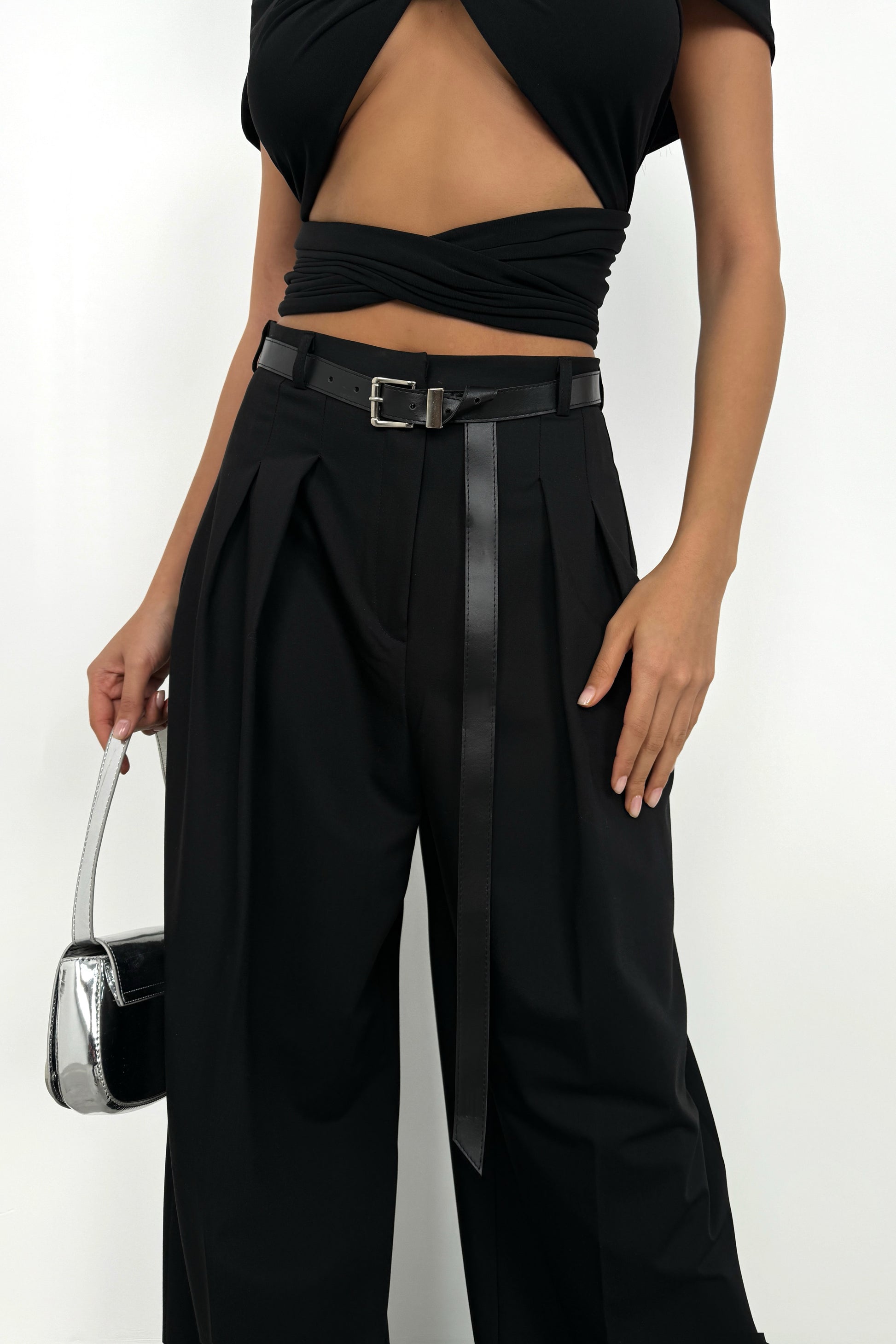 Pleated Detail Belted Black Trousers 