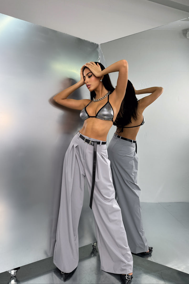 Pile Detay Kemerli Açık Gri Pantolon