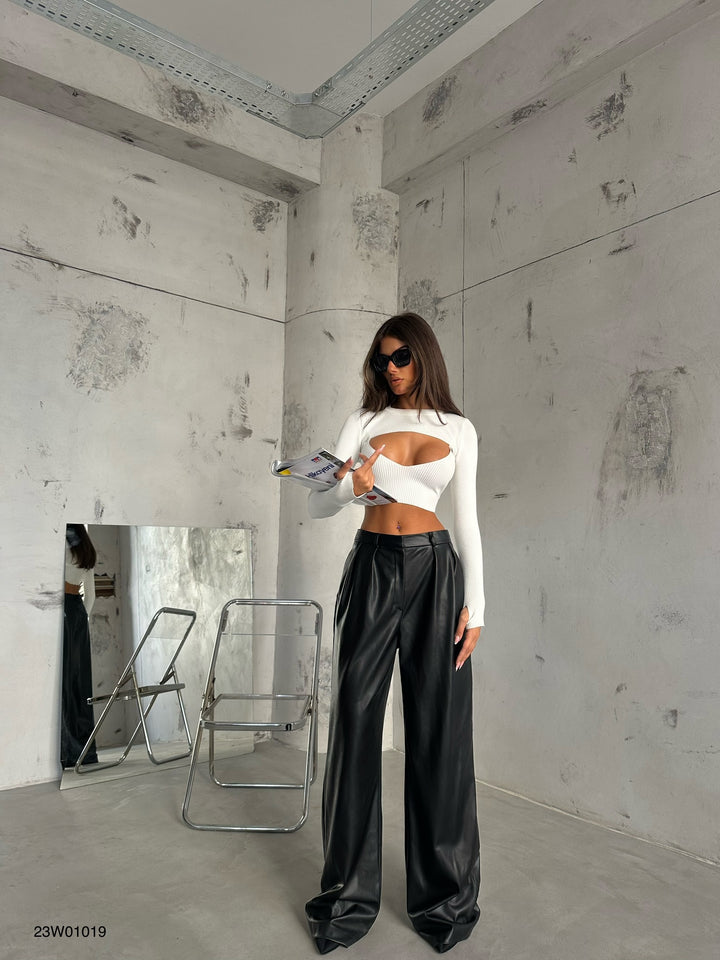 Pleated Wide Leg Black Leather Trousers 
