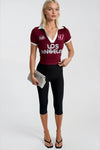 Polo Yaka Çift Renk Baskılı Bordo Crop T-Shirt