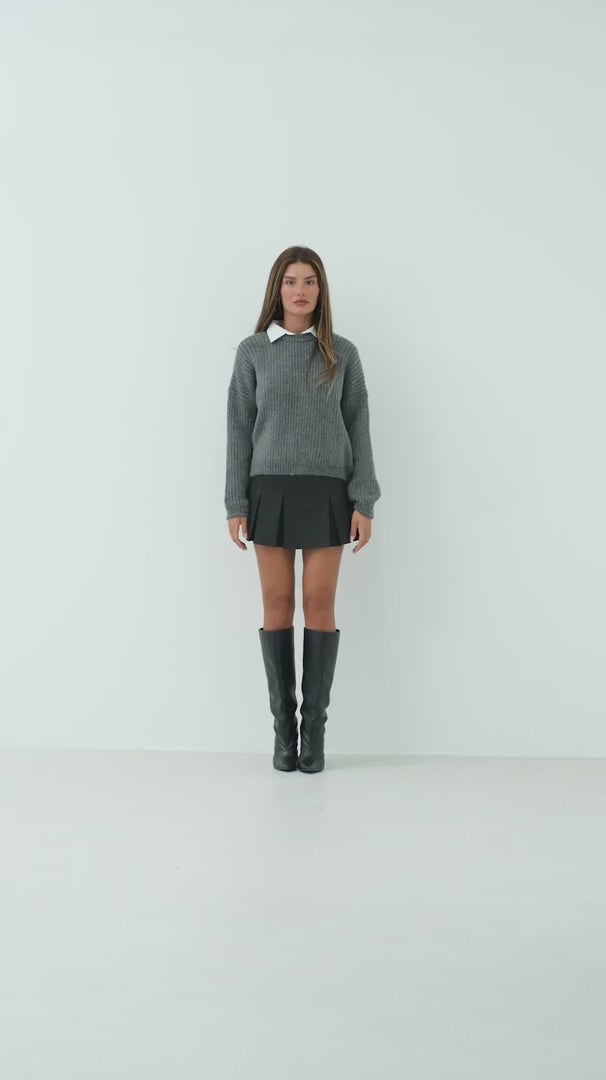 Round Neck Gray Oversize Knitted Sweater 