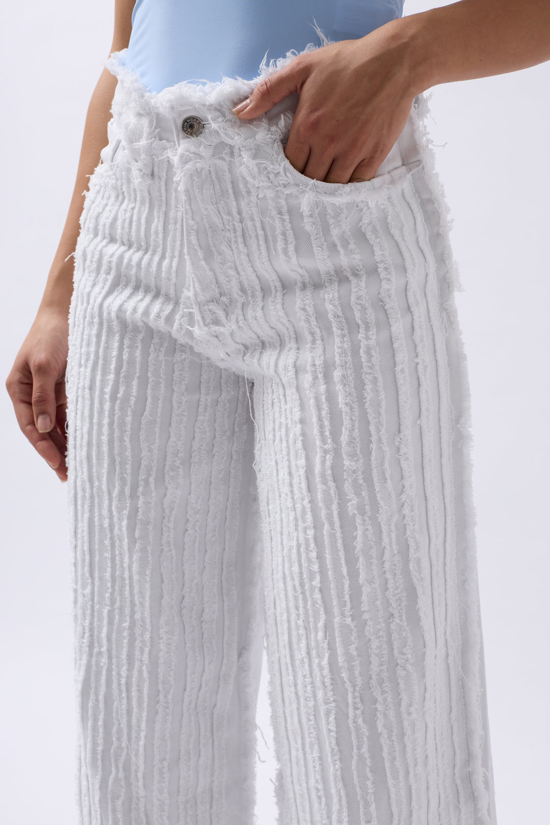 Püskül Detay Wide Leg Beyaz Jean