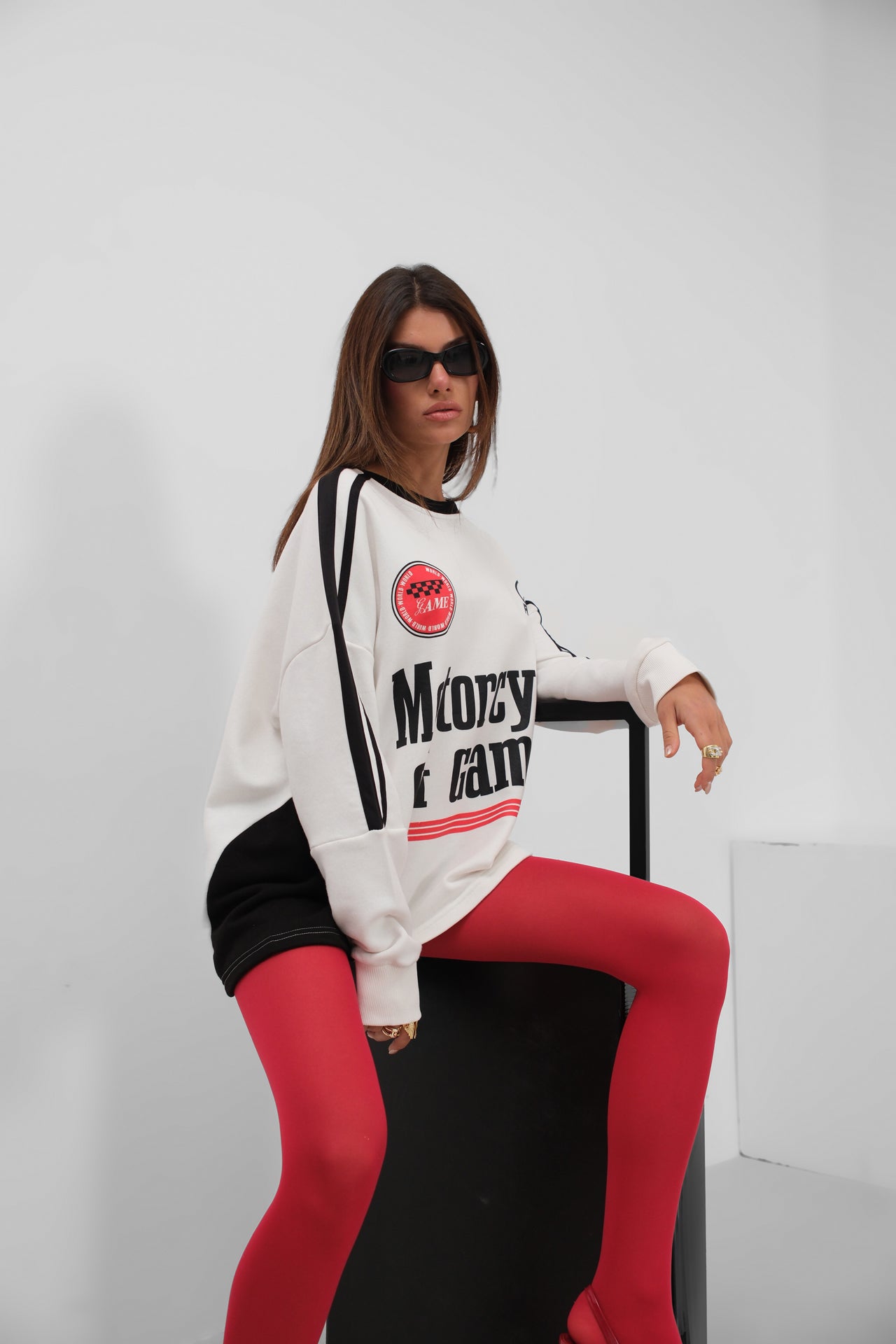 Şerit Detay Baskılı Oversize Ekru Sweatshirt