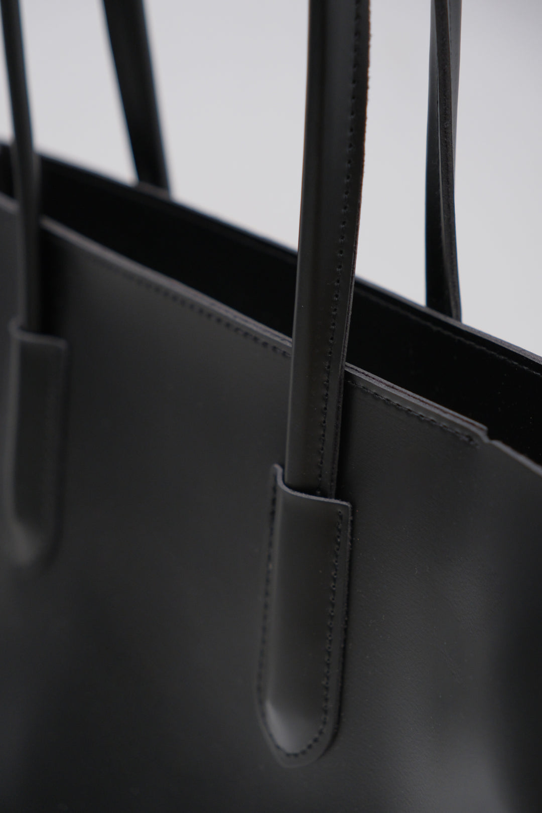 Shopping Leather Dusty Black Bag