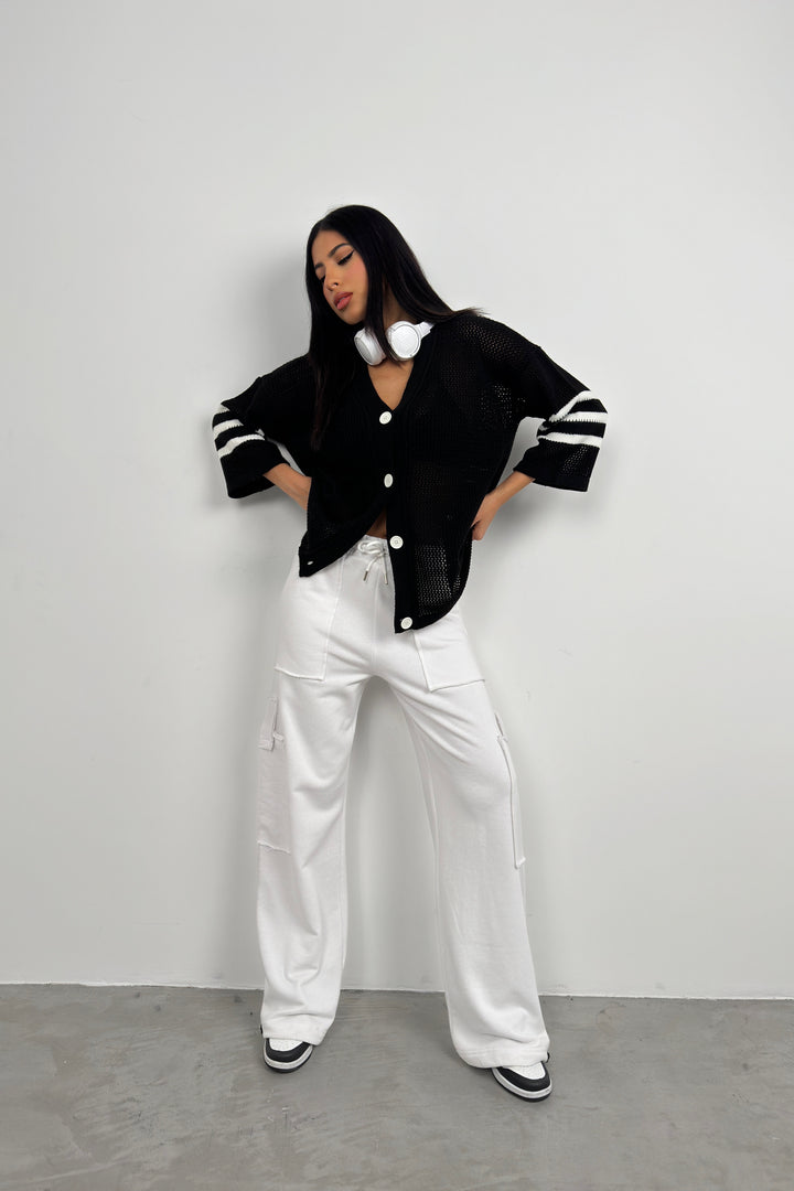 Sırt Baskılı Ajurlu Siyah Hırka