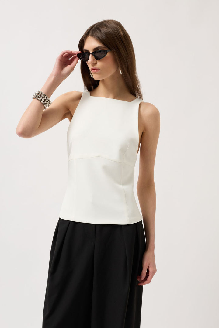 Sırt Kurdele Detay Beyaz Bluz