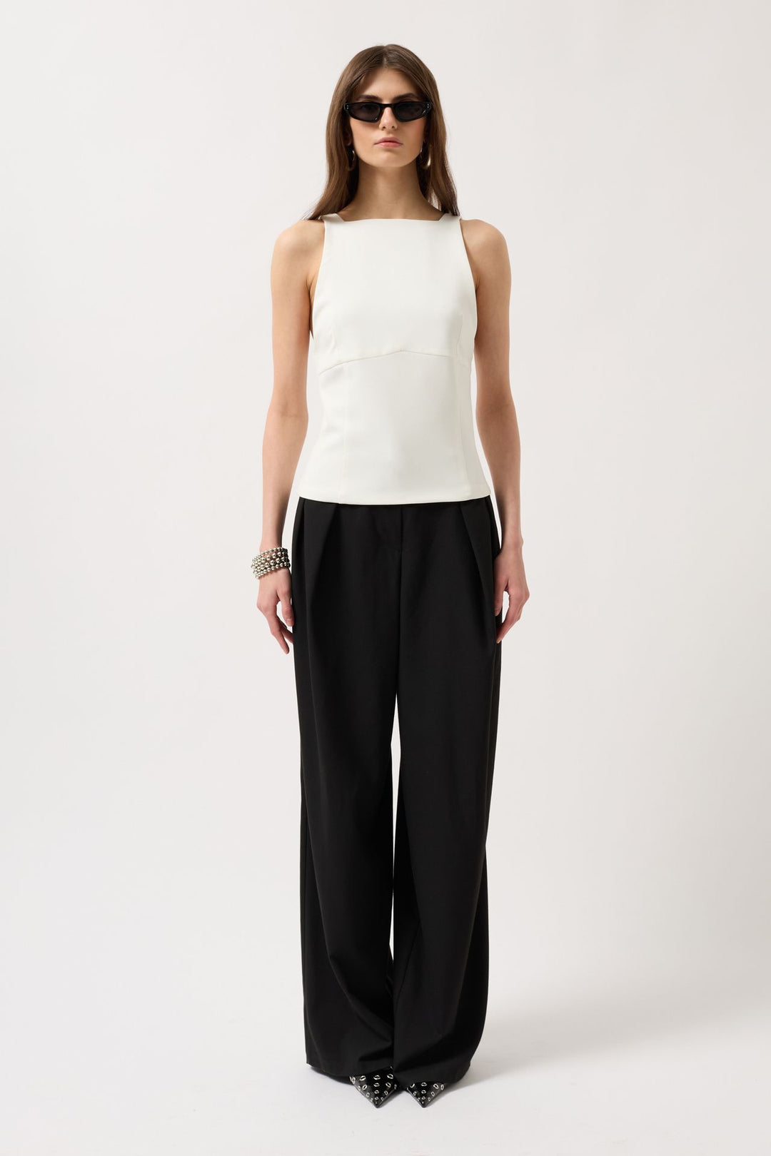 Sırt Kurdele Detay Beyaz Bluz