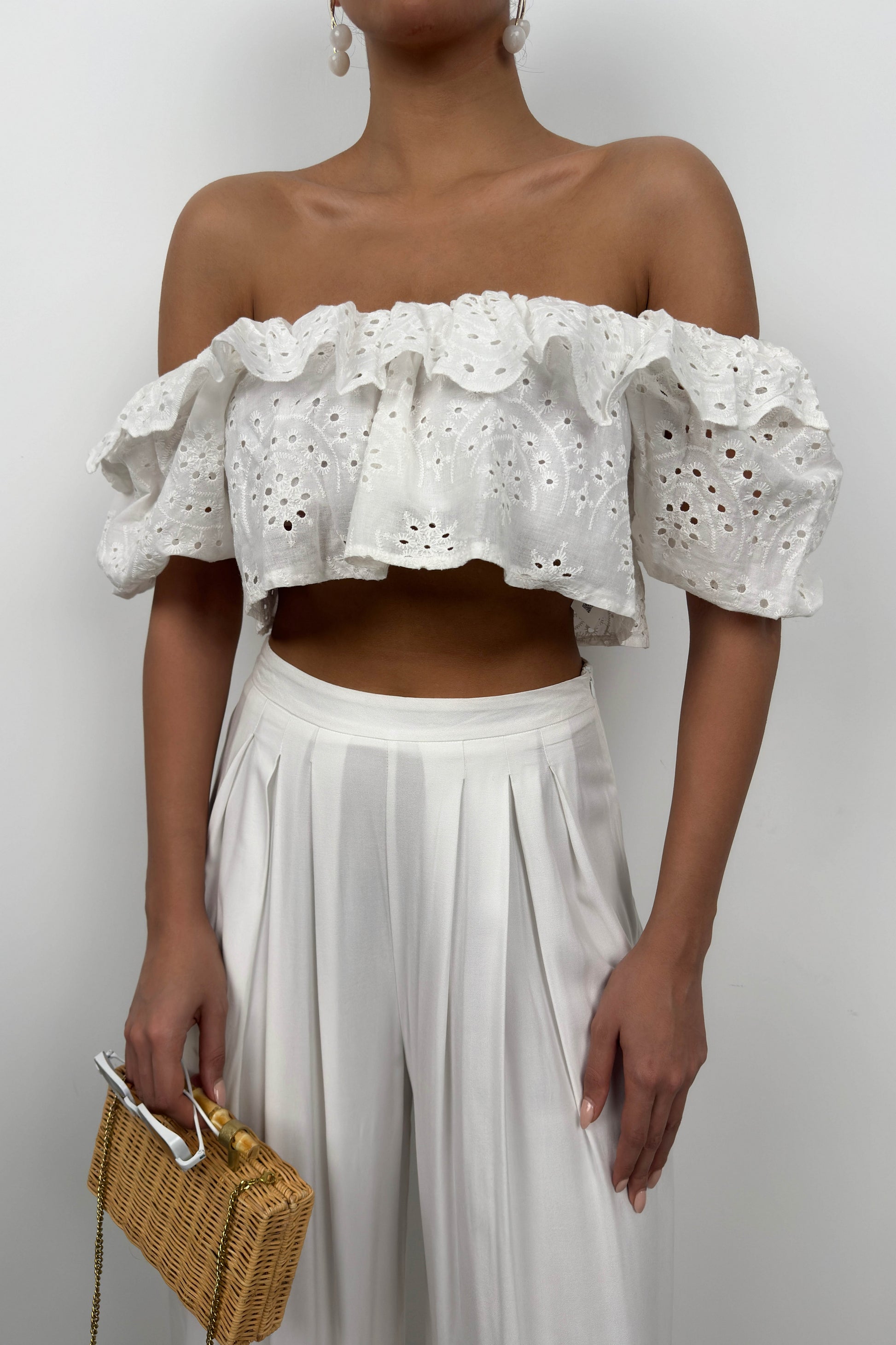 Strapless Embroidered White Blouse 