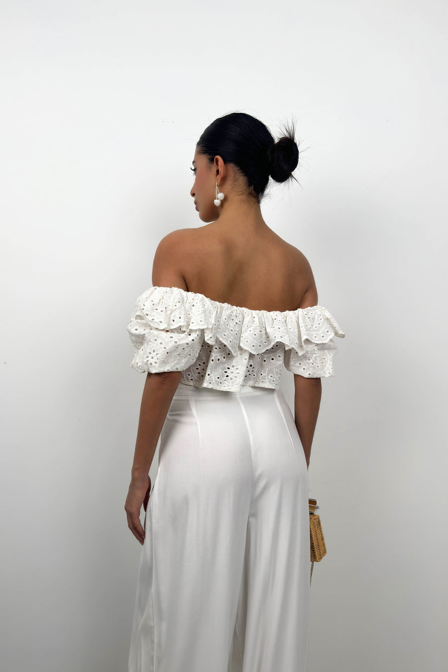 Strapless Embroidered White Blouse 