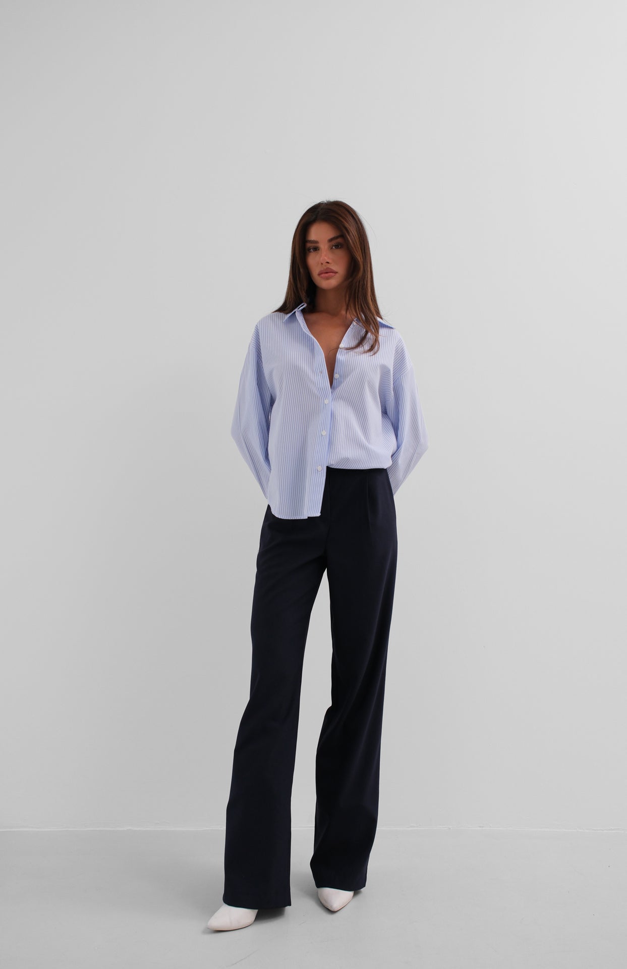 Single Pleated Navy Blue Wide Leg Trousers 