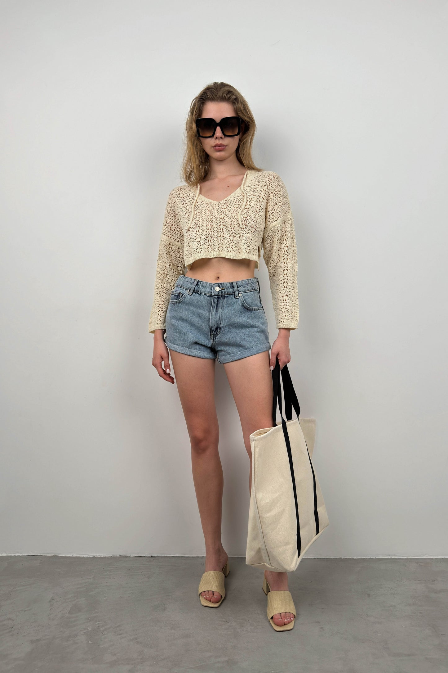 V Neck Knitted Ecru Crop Sweater 