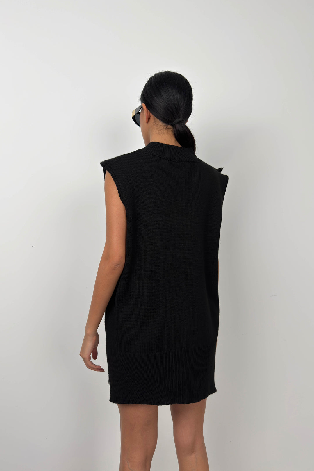 V Yaka Oversize Siyah Süveter