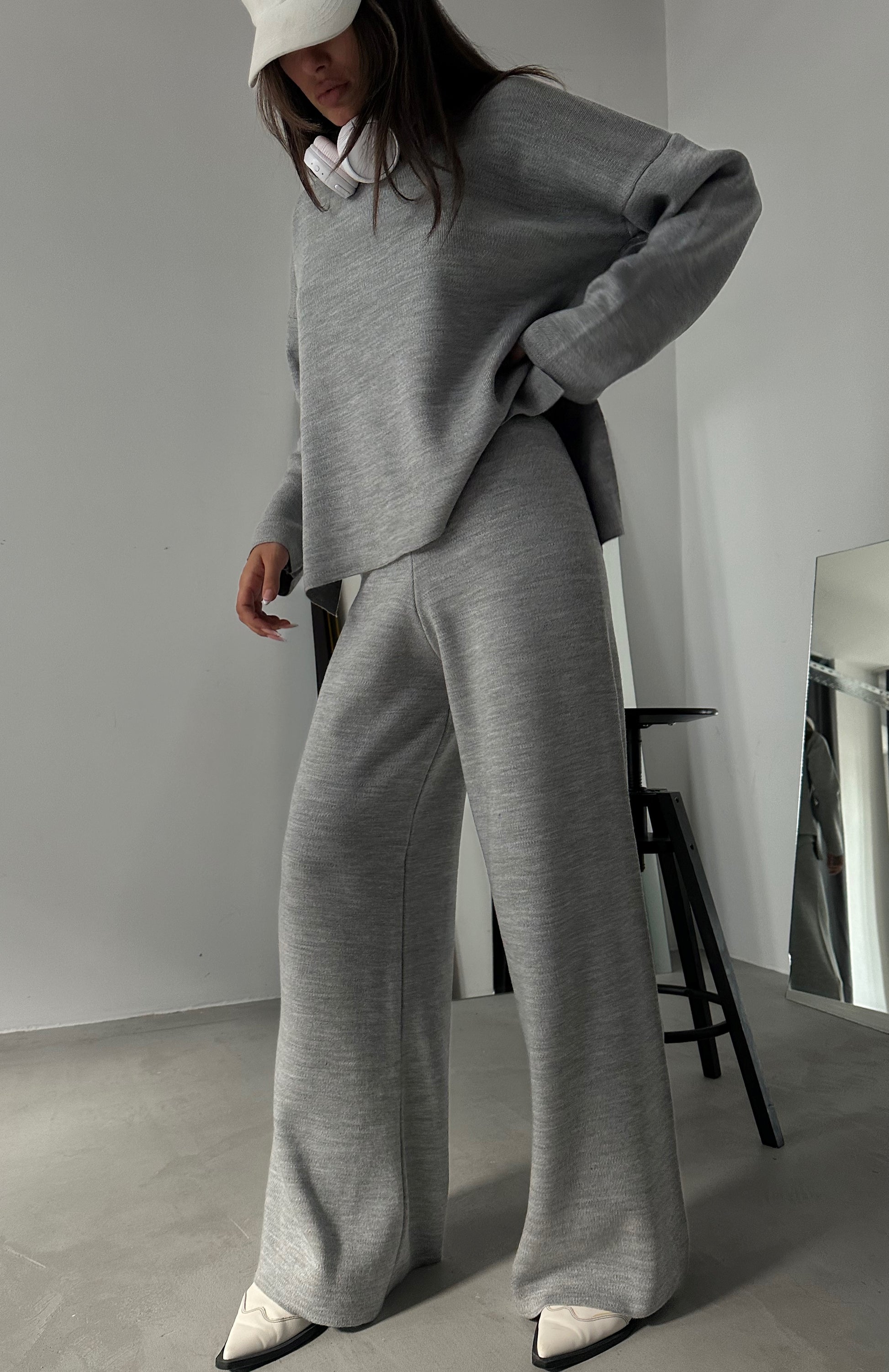 V Neck Knitted Gray Sweater Trousers Set 